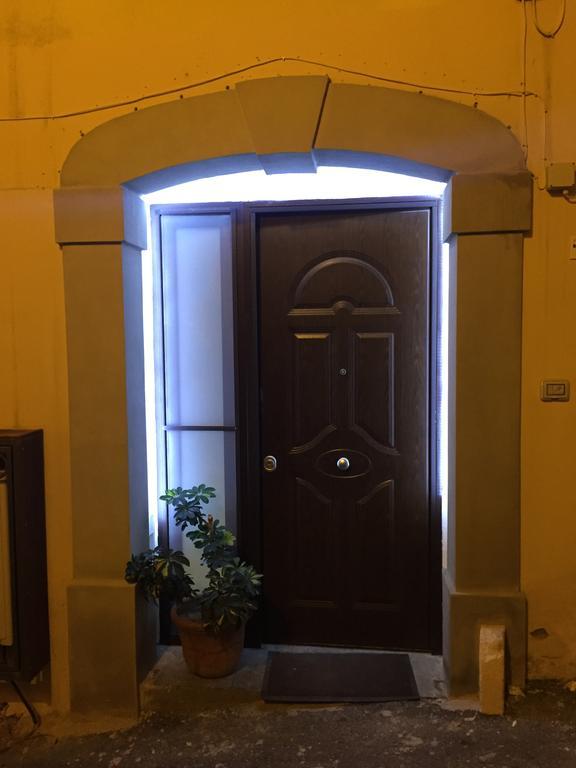 Petros Room Camere Salerno Buitenkant foto