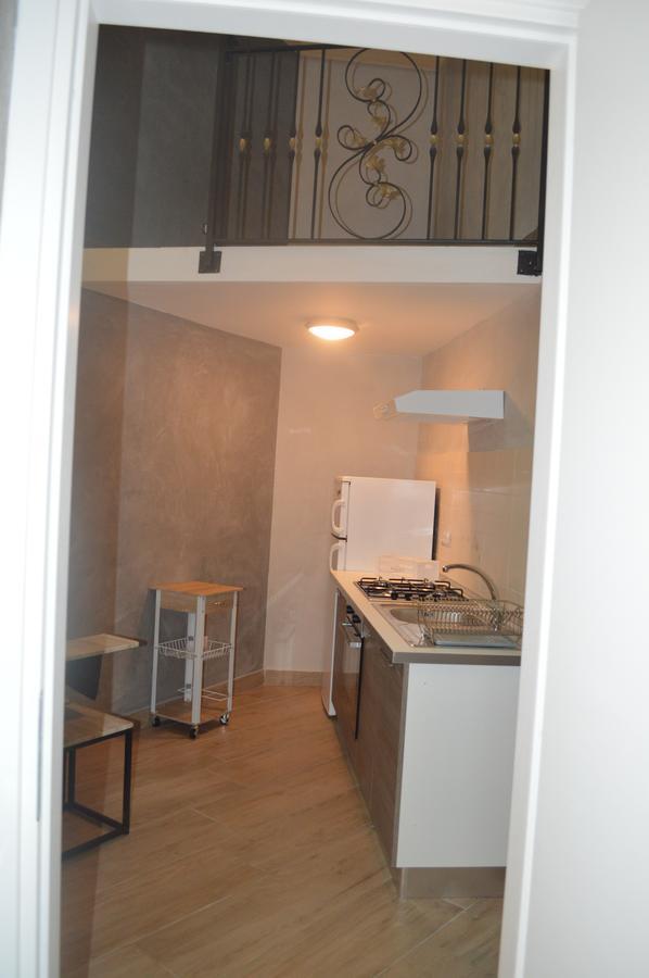 Petros Room Camere Salerno Buitenkant foto