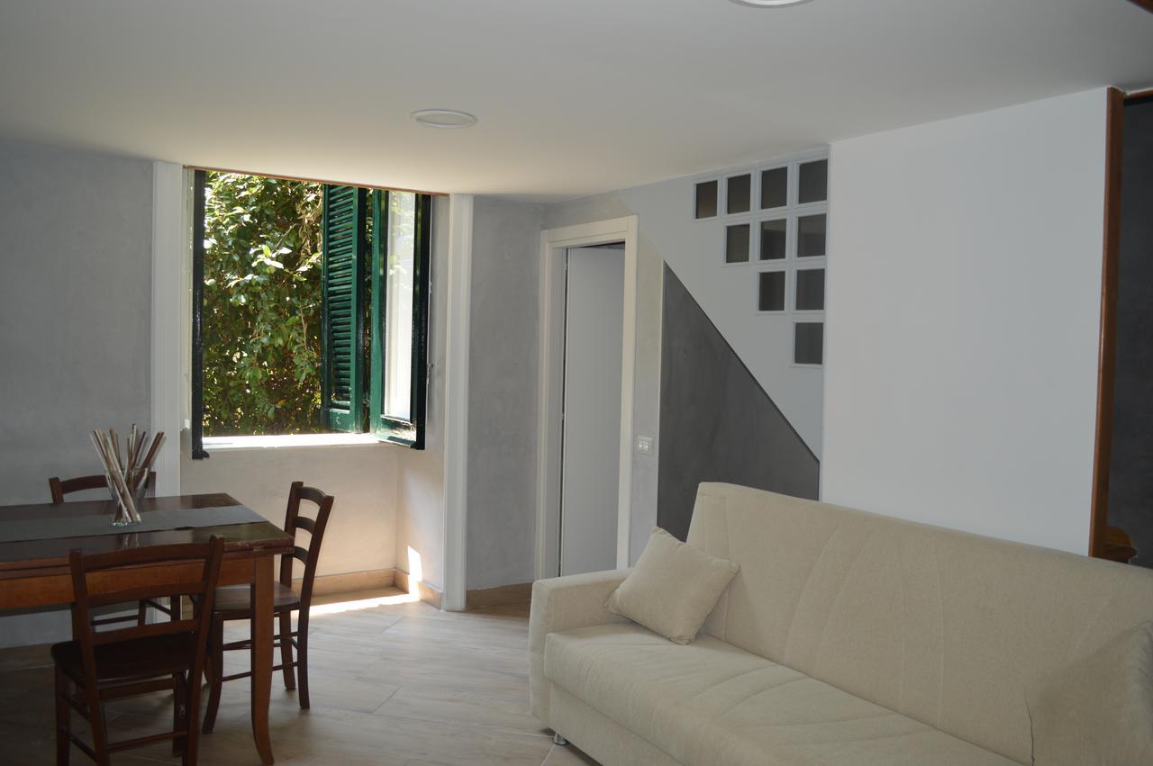 Petros Room Camere Salerno Buitenkant foto